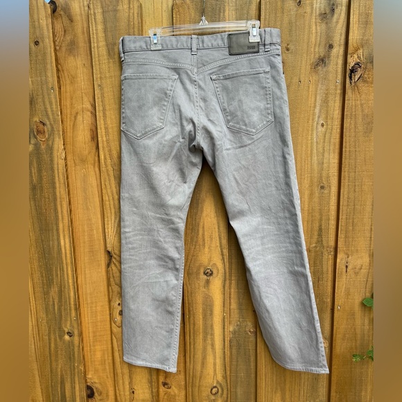 Boss Hugo Maine Regular Fit Light Gray Jeans Men’s SZ 34/30 - Picture 4 of 14